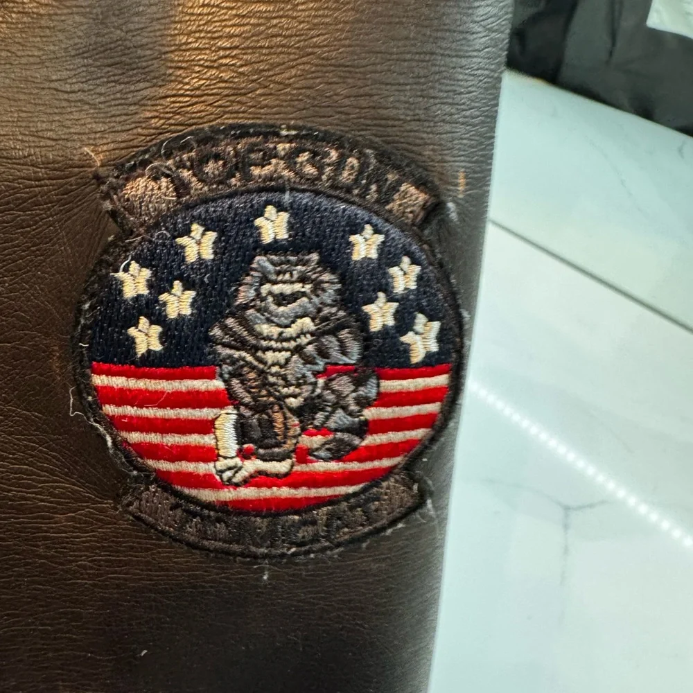 Brown Leather Aviator Bomber Jacket with Patches Top Gun size 8 - Picture 3 of 9